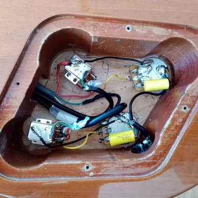 Gibson Les Paul Standard Goldtop 2009 mod image 6