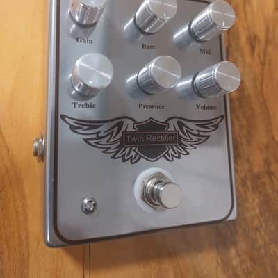Twin Rectifier High Gain Amp Guitar Pedal- Handcrafted in the UK image 3