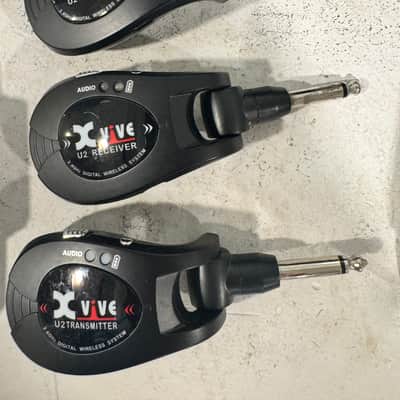 Xvive Xvive U2 Wireless Guitar System Bundle image 2