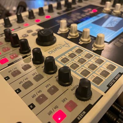 Arturia Origin Desktop Virtual Analog Synthesizer 2009 - 2015 - Silver image 8