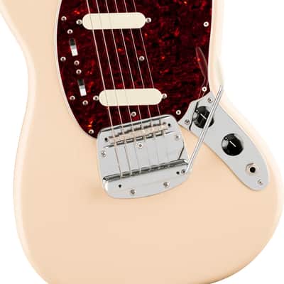 Fender VinteraÂ® III Mid '60s Mustang Electric Guitar Olympic White image 3