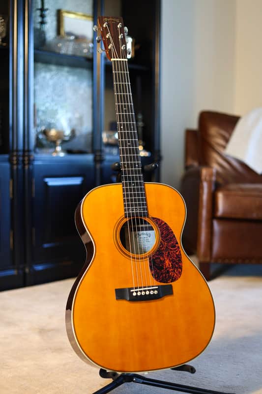 Martin 000-28EC