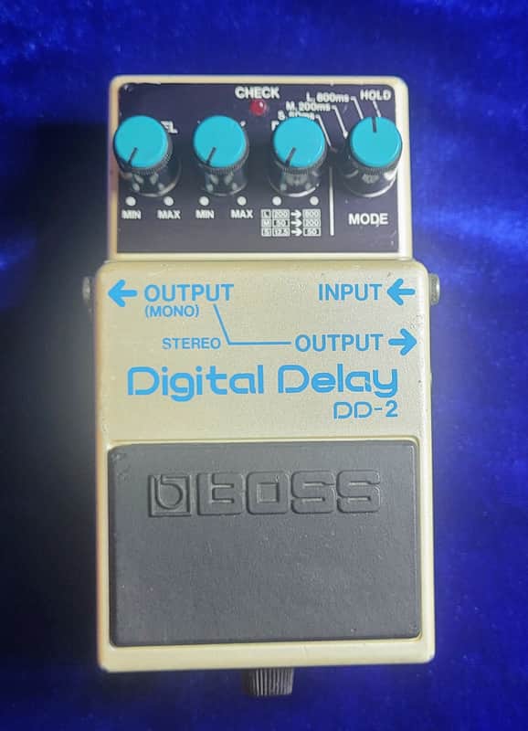 Boss DD-2
