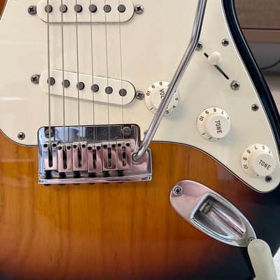 Fender Custom Shop Custom Deluxe Stratocaster- NAMM 2011 image 3