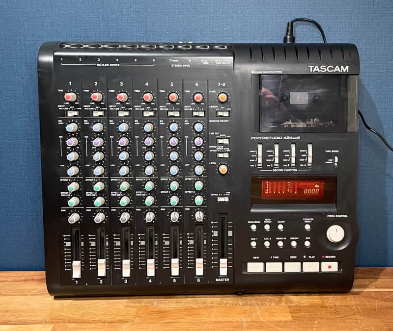 TASCAM ポータルスタジオ 424 MkⅢ TASCAM 424 MKIII 4-Track Portastudio Cassette Tape Recorder Tested