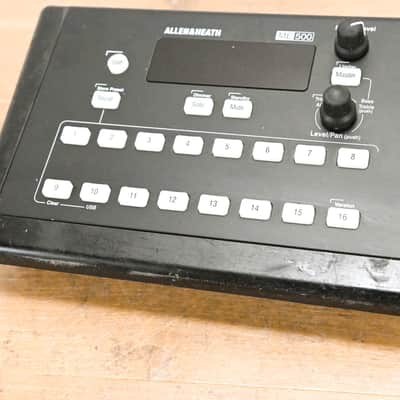 Allen & Heath ME-500 16-Channel Personal Mixer CG01YNQ image 3