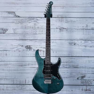 Yamaha Pacifica PAC612VIIFM Electric Guitar | Indigo Blue image 2