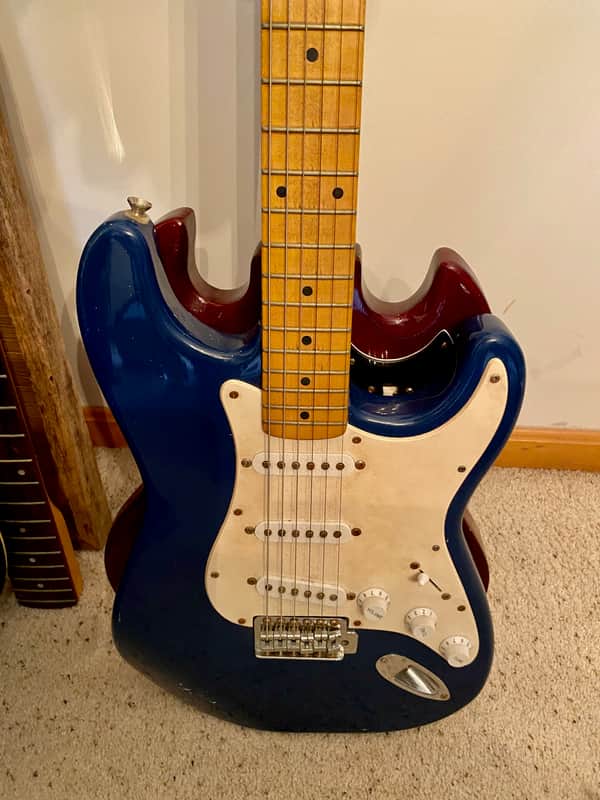 Squier Affinity Series Stratocaster 21-Fret with Maple Fretboard 1999 - 2000 - Baltic Blue image 1