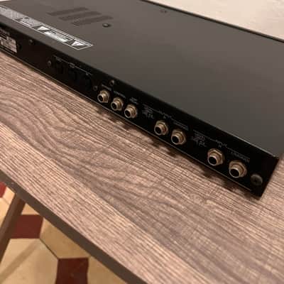 Roland SDE-330 Dimensional Space Delay – Vintage Stereo Rack Delay – Excellent Condition imagen 4