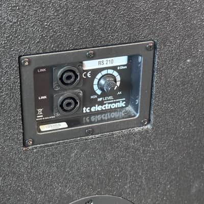 TC Electronic RS210 2x10 cabinet for Bass Guitar image 5
