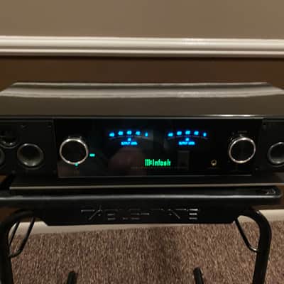 McIntosh RS250 Wireless Speaker System 2014 - Present - Black image 2