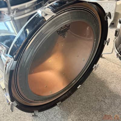 Yamaha 8000 Tour Custom 22,12,13,16 Drum Kit 1989 - Solid Black image 6