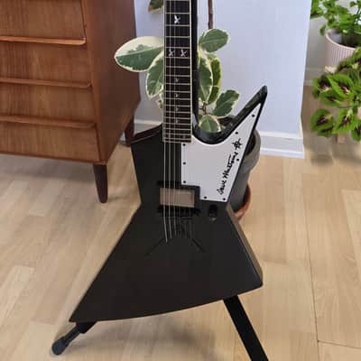 Dave Mustaine's Personal Dean Punk Zero MEGADETH Tour Stage Played Signature 1H Electric Guitar Artist Owned Signed Custom Explorer Pre-Gibson Era image 2