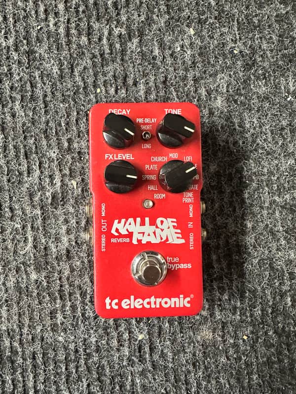TC Electronic Hall of Fame Reverb 2011 - 2017 - Red image 1