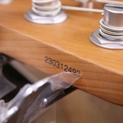Lakland Skyline 44-02 Deluxe Satin Cherry SB, Rosewood B-Stock image 6