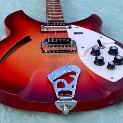 Rickenbacker 330/12 2010 - FireGlo Bild 3