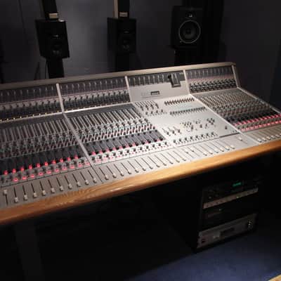 Audient ASP8024 high resolution analog mixing console image 2