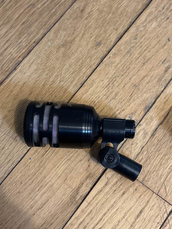 Audix D6 Dynamic Kick Drum Microphone