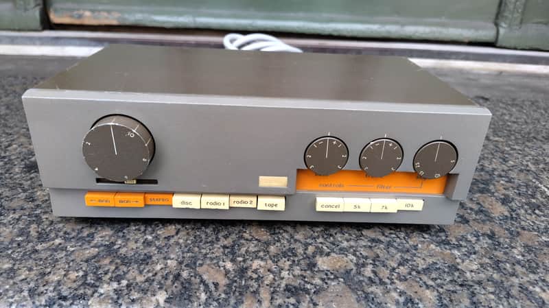 Quad 33 Pre-Amplifier Vintage Hifi image 1