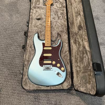 Fender American Mod Shop Stratocaster 2020 - Ice Blue Metallic image 3