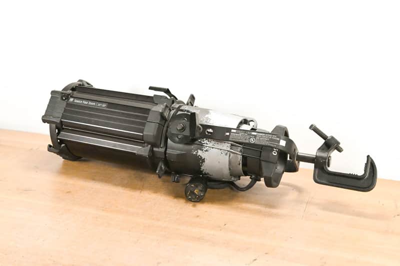ETC Source Four Zoom 25-50 Degree 750 Ellipsoidal Light CG013FR image 1