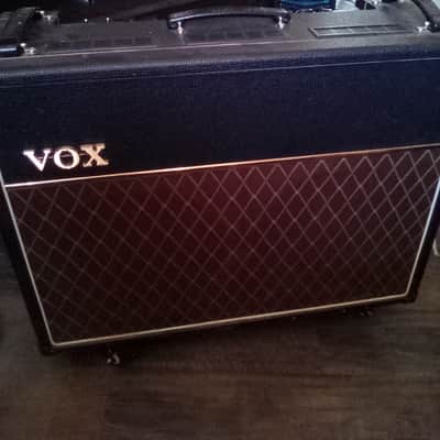 Vox AC30 CC2 " TOP BOOST CELESTION GREENBACKS image 2