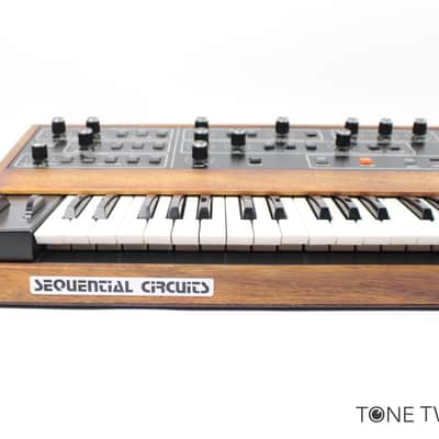 Sequential Circuits Prophet-5 REV 1 !! MIDI - Fully Refurbished Sparing No Expense - The Best You'll Find Anywhere! -  VINTAGE SYNTH DEALER image 6