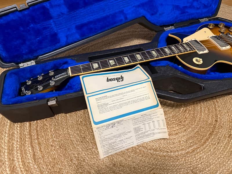 RARE 2-piece top Gibson Les Paul Standard 1981 Tobacco Sunburst with Tim Shaw & Chainsaw case - Very Good