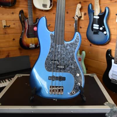 Fender Tony Franklin 4 String Fretless Precision Bass in Lake Placid Blue image 2