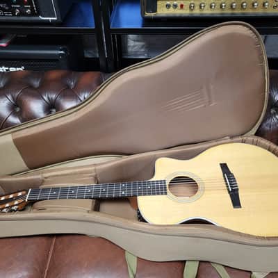 Taylor 214ce with ES2 Electronics 2021  Natural image 14