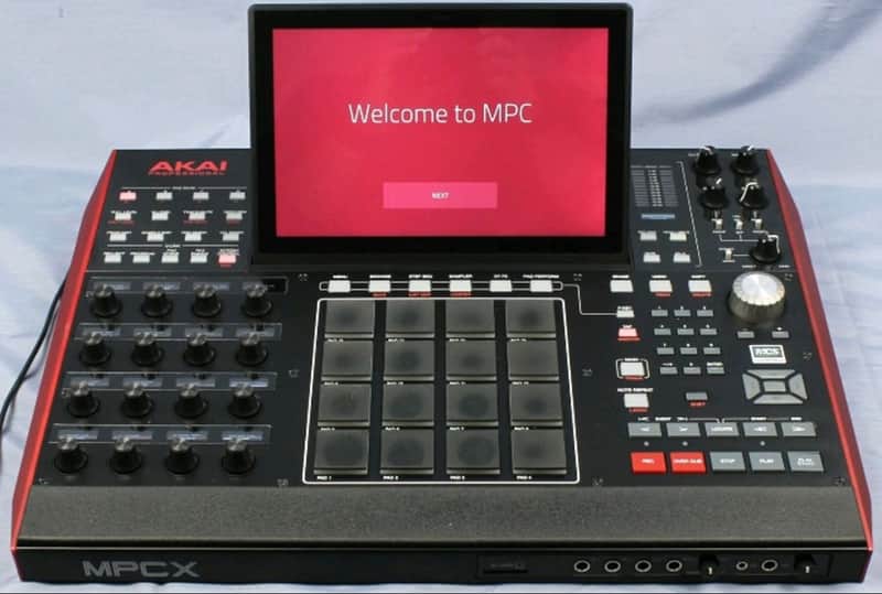 Akai MPC X Standalone Sampler / Sequencer