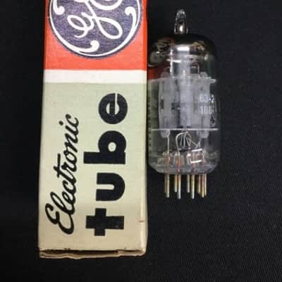 NOS GE 12AU7A Dual Triode GRAY PLATES Audio Amp VACUUM TUBE Tested USA 8.2002-D image 2
