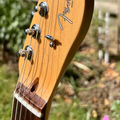 Fender USA Telecaster (2014). 6.9lbs! Great tone. Custom Shop Pickups. Case. Amazing! image 11