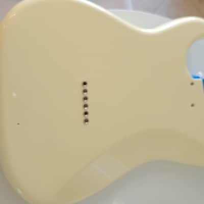 Fender slim USA hardtail Nile Rodgers Hitmaker Stratocaster Loaded Body Olympic white image 12