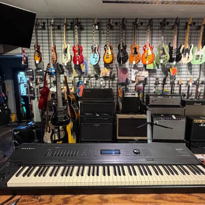 Kurzweil K2500XS 88-key Stage Piano Synth