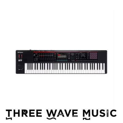 Roland FANTOM-07 - Synthesizer Keyboard [Three Wave Music]