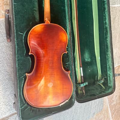 German Violin. Full size with case and bow. E. R. Pfrezschner brand image 5