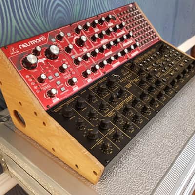 Solid Oak Dual Stand for Behringer Model D Pro 1 K2 and Neutron ETC