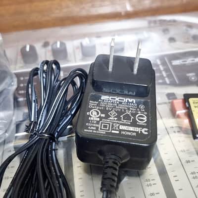 Zoom R24 Mint Condition image 18