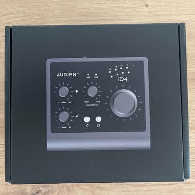 Audient iD4 MKII USB-C Audio Interface – Original Box + 2 USB Cables image 5