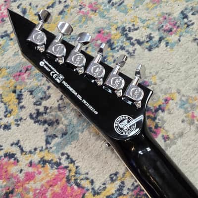 ESP LTD M-1 Custom '87 2020 - Present - Black image 9