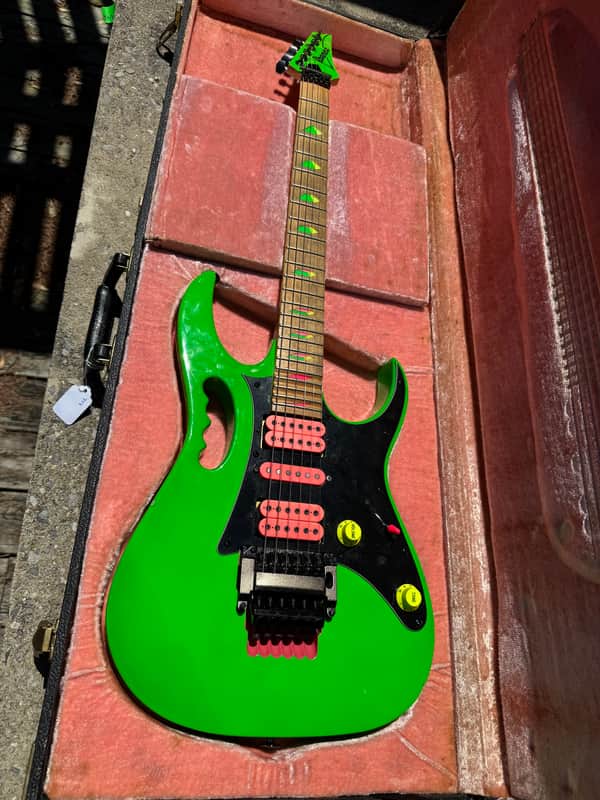 Ibanez JEM777-LG Steve Vai Signature with Edge Tremolo 1987 - 1988 - Loch Ness Green image 1