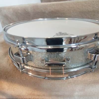 Ludwig Vintage 1962 Jazz Combo 3 X 13 Snare Drum, Silver Sparkle, COB Hoops - Mint! image 10