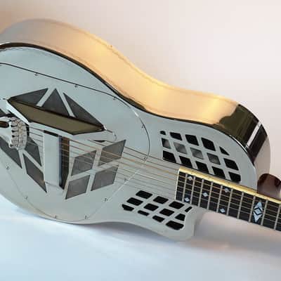 National Reso-Phonic Style 1.5 Brass Body Cutaway Tricone 2023 Mirror Nickel Engraved Wiggle Border image 3