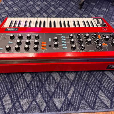 Moog Geddy Lee Minimoog Model D 44-Key Monophonic Synthesizer 2025 - Red / Black image 2