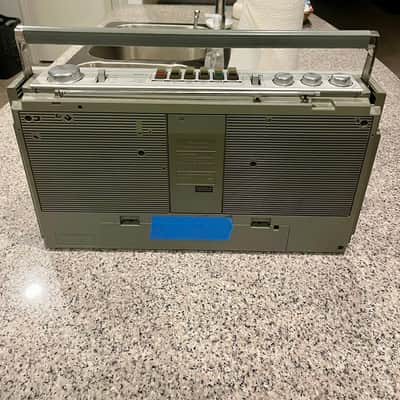 Sanyo M9935K 1982 Vintage Boombox Works well. image 13