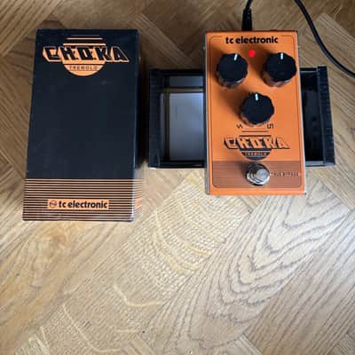 TC Electronic Choka Tremolo 2020 - Present - Orange - Vintage Tremelo Vibrato image 2