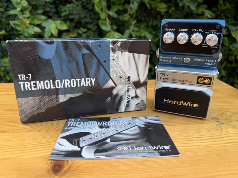 DigiTech Hardwire TR-7 Tremolo/Rotary