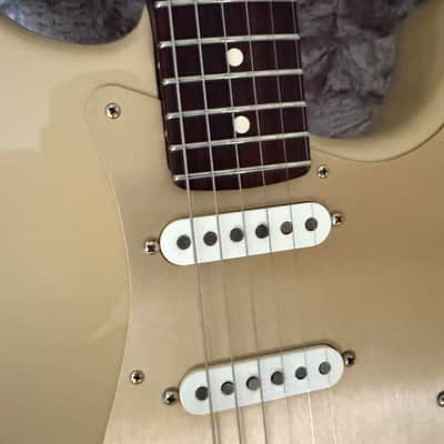Fender Limited Edition American Professional Stratocaster Rosewood Neck 2020 - Desert Sand image 11