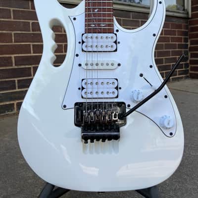 Ibanez JEMJR-WH Steve Vai Signature- White image 6